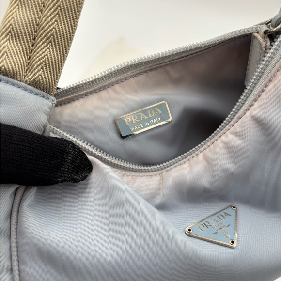 ❤️ Prada Vintage Mini Tessuto Hobo Nylon Bag A124M17#5 - Picture 11 of 15